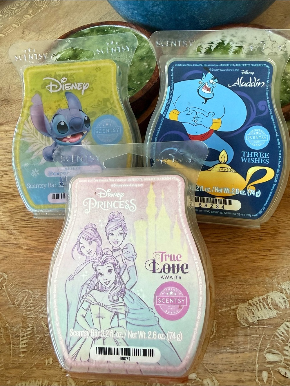 3 Disney Scentsy Wax Melt Bars Collection Princess Stitch Aladdin Candles USA Ma